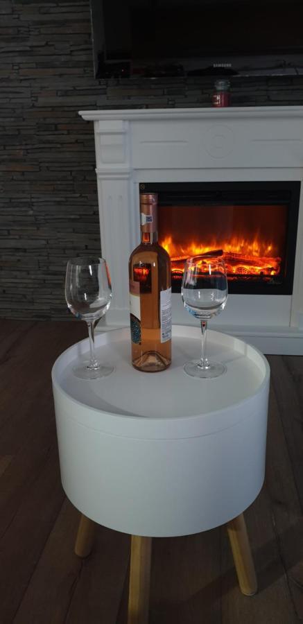 Iosia Apartment 203 Oradea Ngoại thất bức ảnh