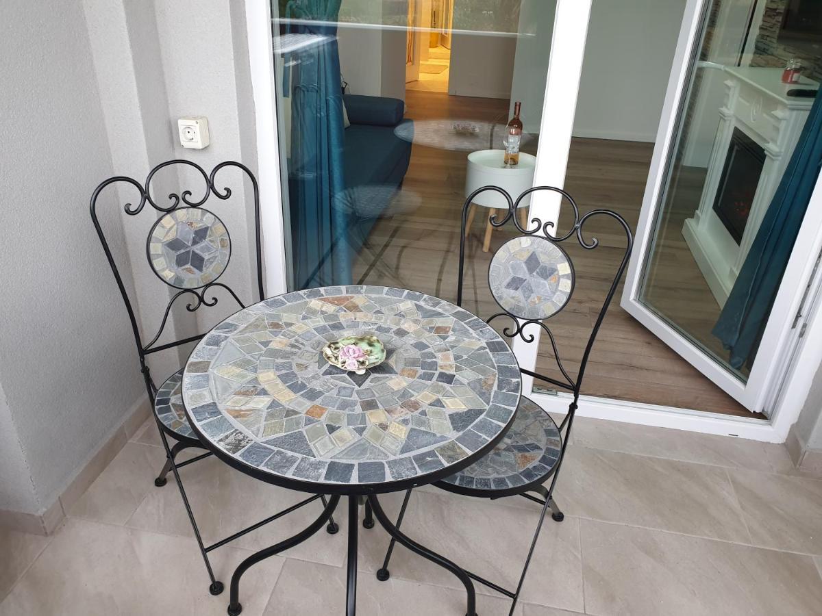 Iosia Apartment 203 Oradea Ngoại thất bức ảnh